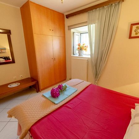 Krasa 2Bedroom Apartment Ágios Matthaíos エクステリア 写真