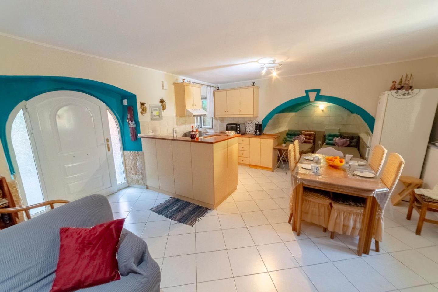 Krasa 2Bedroom Apartment Ágios Matthaíos エクステリア 写真