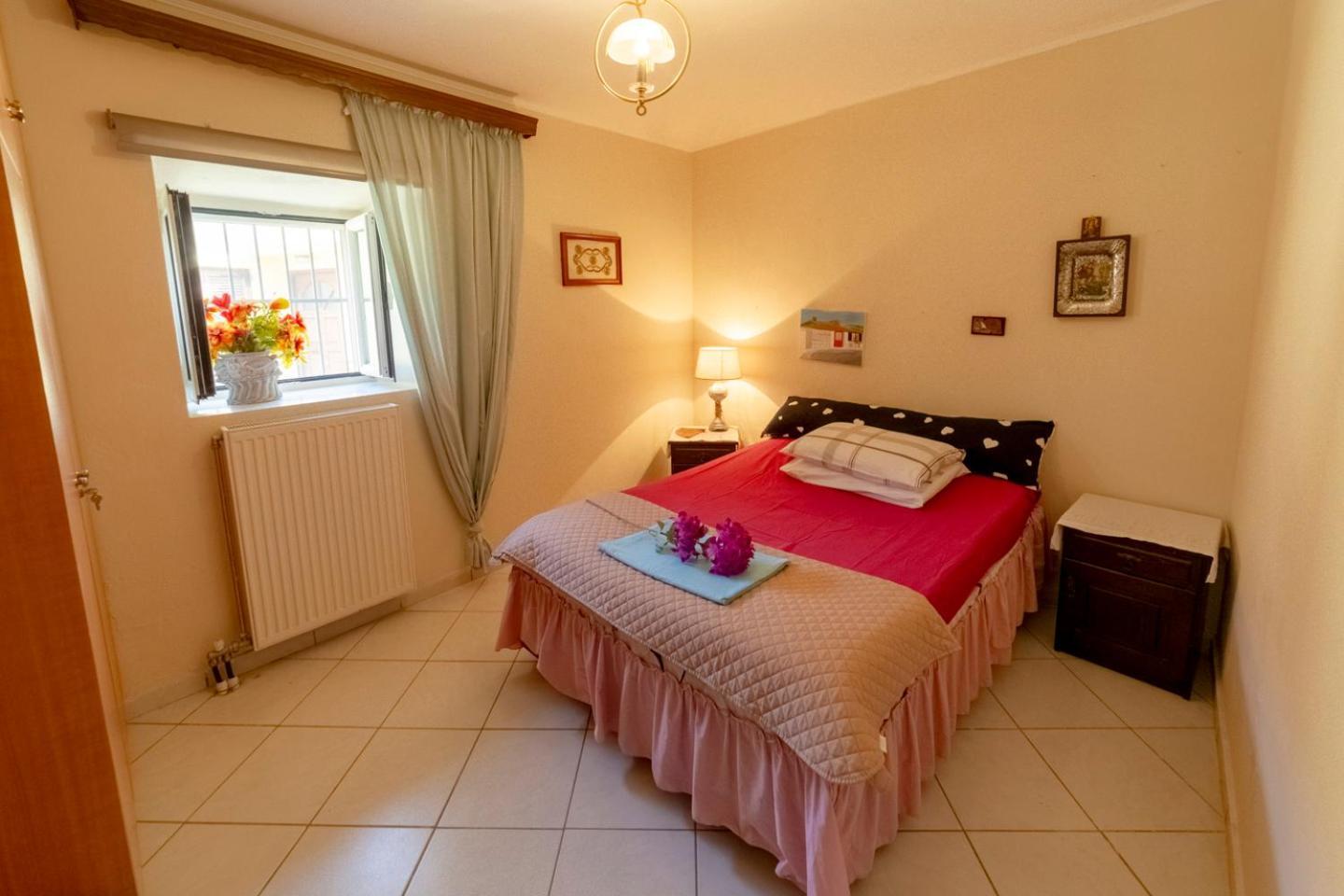 Krasa 2Bedroom Apartment Ágios Matthaíos エクステリア 写真